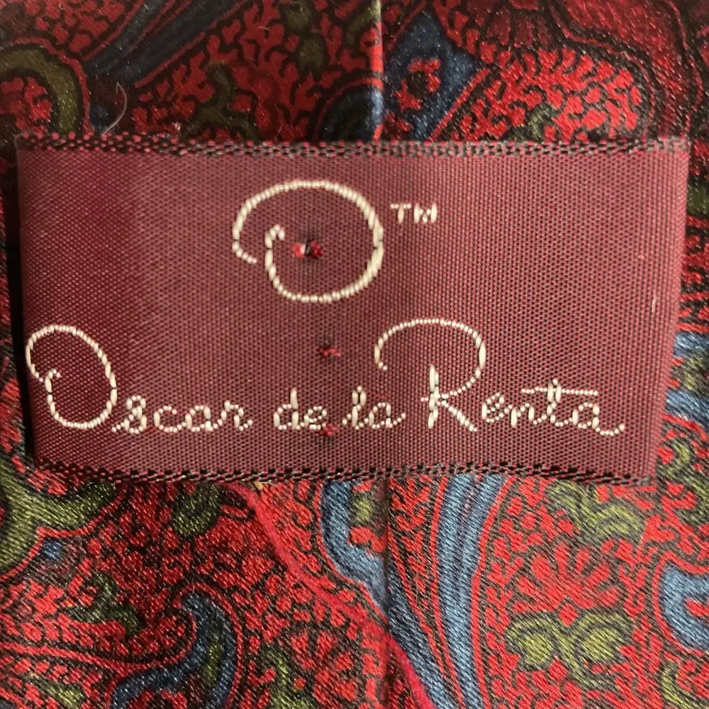 Oscar De La Renta Men's Red Paisley Silk Necktie Blue &‎ Green Classic Business